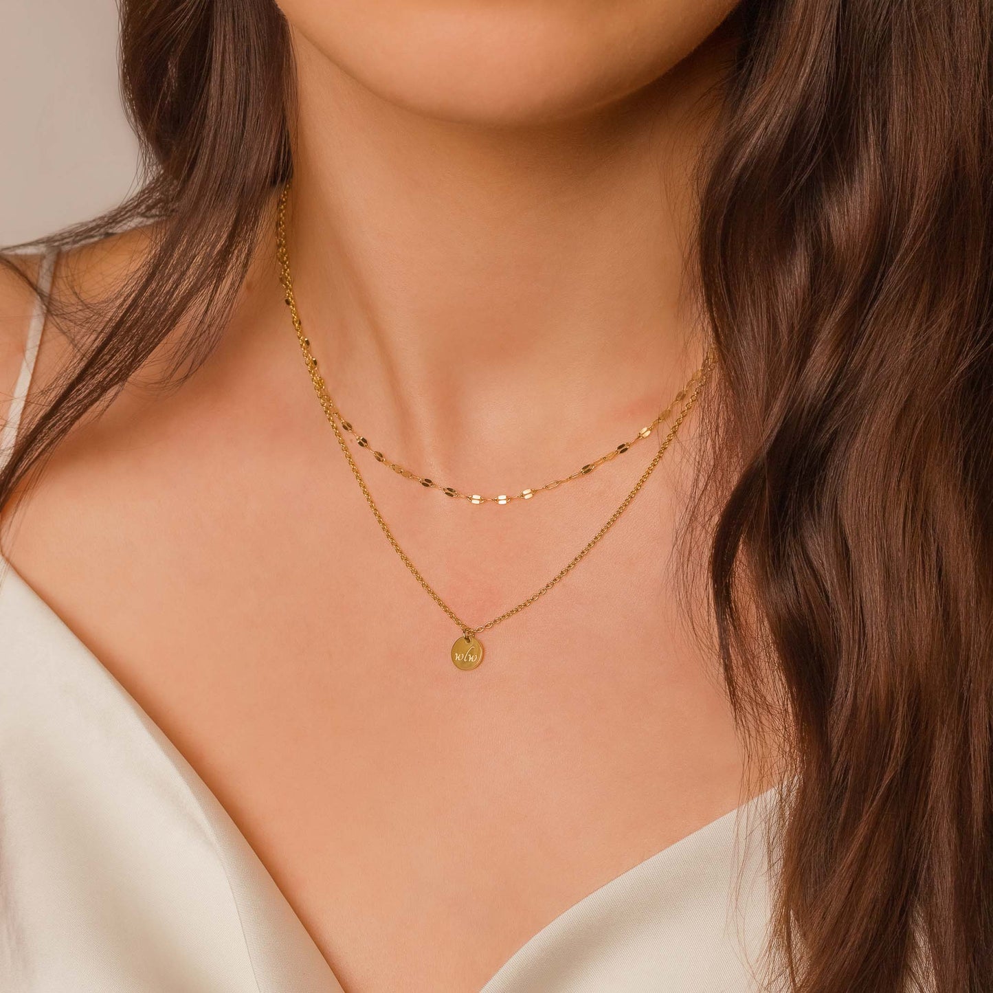 "wlw" Necklace Set